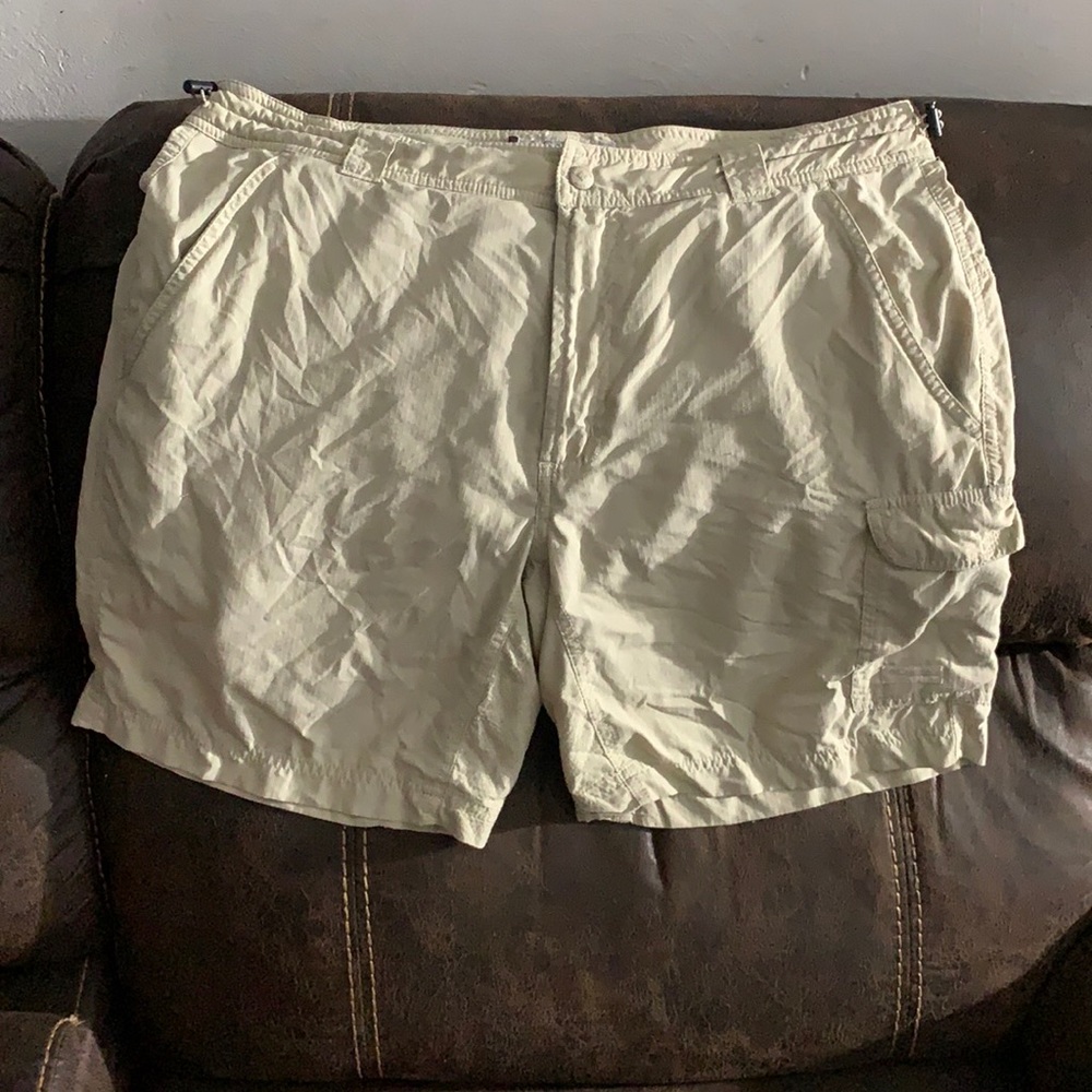 Woman’s Columbia Shorts